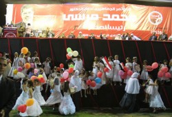 الكابتن ربيع ياسين: د. مرسي سيعيد لمصر هيبتها وكرامتها