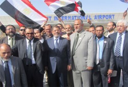 استقبال حافل لمرسي بأسيوط