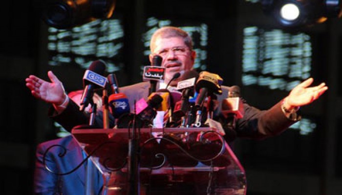 د. محمد مرسي: الشعب لن يرضى بغير الإسلام بديلاً