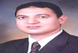 نقيب الصحفيين في ندوة "استقرار مصر يبدأ من الإعلام"