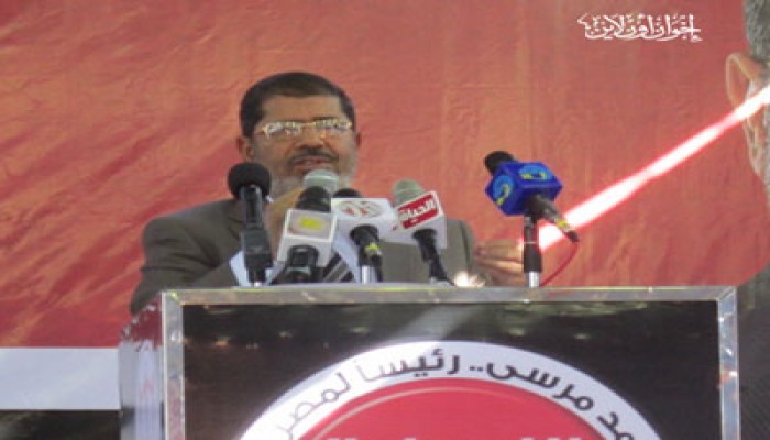 د. مرسي يتعهَّد بإنصاف السوايسة وتنمية محور القناة