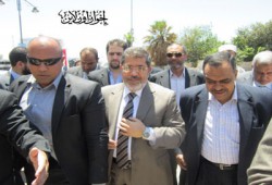 استقبال حافل للدكتور مرسي بالسويس
