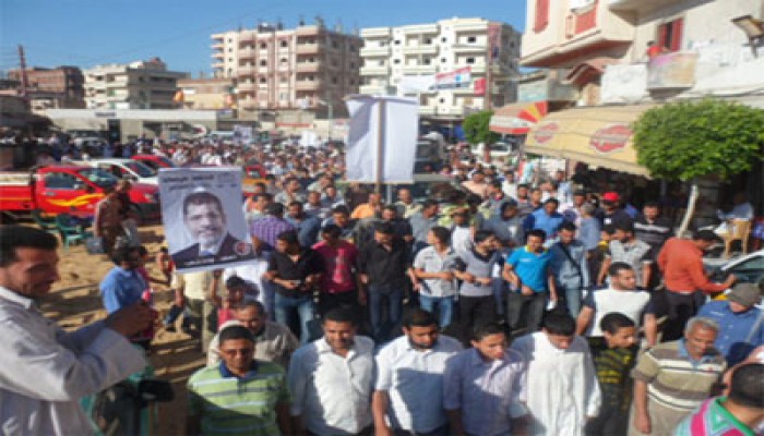 مسيرة تأييد لمرسي تجوب أبو المطامير بالبحيرة