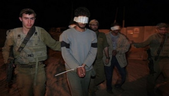 الاحتلال الصهيوني يعتقل 12 فلسطينيًّا