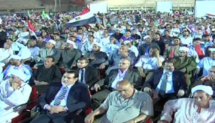 توافد الآلاف على مؤتمر الدكتور مرسي بقنا