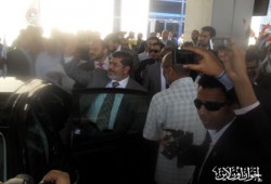 استقبال حافل للدكتور محمد مرسي بمطار أسوان