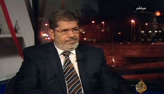 د. مرسي يحمِّل "العسكري" مسئولية أحداث العباسية