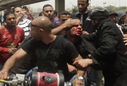 حملة د. مرسي تزور مصابي العباسية بمستشفى دار الشفاء