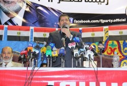 مرسي: تقدمنا للرئاسة لإنقاذ الثورة ونهضة مصر