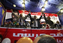 بدء مؤتمر دعم مرسي بميدان عمرو بن العاص