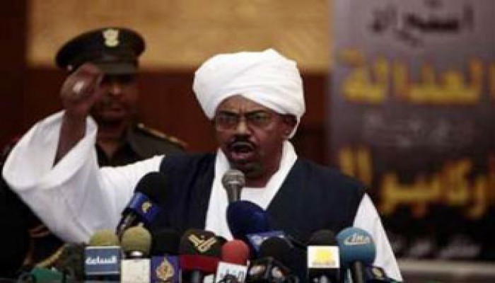 البشير: مَن يمد يده على السودان سنقطعها