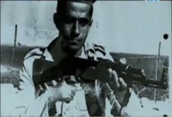 أهالي قرية "سليمان خاطر": نطالب بمحاكمة "نائب المخلوع"