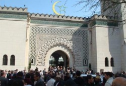 هجوم عنصري ضد الإسلام بفرنسا!