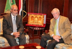 المرشد العام يستقبل السفير الفرنسي