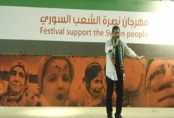 الجالية المصرية بقطر تشارك في مهرجان نصرة الشعب السوري