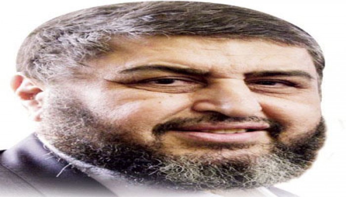 الشاطر يرفع إيده