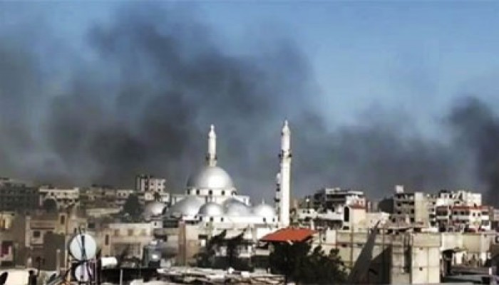 الجيش السوري يقصف الخالدية.. وخطة أممية لمساعدة النازحين