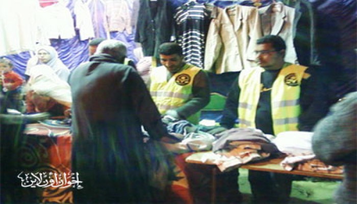"الحرية والعدالة" ينظم معرضًا للملابس الجاهزة بالمنيا