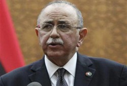 رئيس وزراء ليبيا: سنحمي الدولة من "أشباه الثوار"