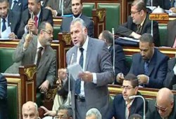 سلطان يحصل على موافقة بإنشاء 5 مدارس بمركز المنيا