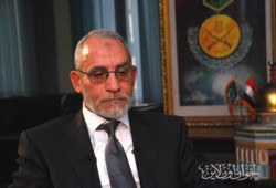 المرشد العام يواسي الأستاذ محمد شحاتة