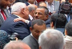 فوز د. أحمد فهمي برئاسة مجلس الشورى بالإجماع