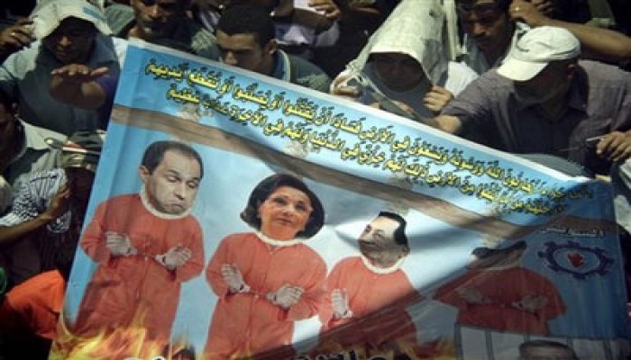 سوزان ثابت.. من فساد السلطة إلى الثورة المضادة