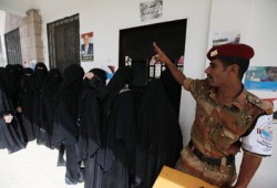 "العليا للانتخابات" باليمن: "الرئاسة" حقَّقت نجاحًا فاق كل التوقعات