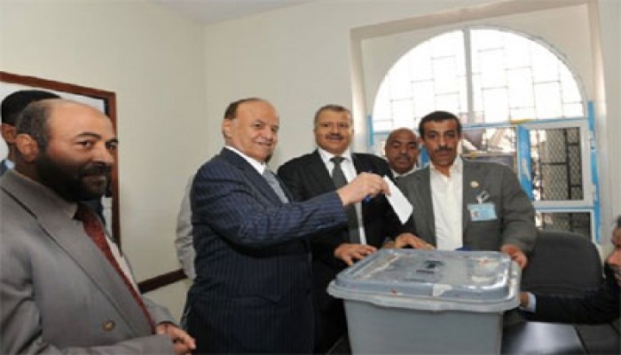 اليمنيون ينتخبون رئيسهم التوافقي.. ودعوات ليوم بلا سلاح