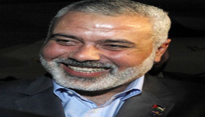 هنية يبشر الفلسطينيين بإعادة إعمار غزة