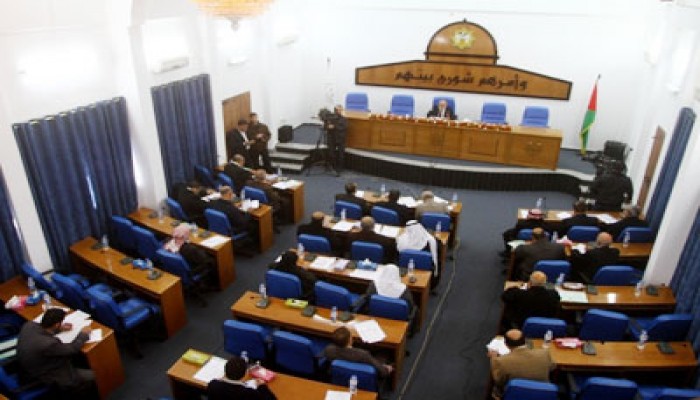 التشريعي الفلسطيني يناشد مصر الثورة مواجهة الحصار