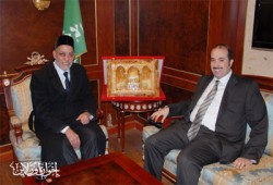 المرشد العام يستقبل سفير البحرين