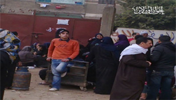 طوابير الناخبين أمام مستودع البوتاجاز بالجيزة!