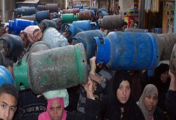 "الحرية والعدالة" بدمياط يساهم في التصدي لأزمة البوتاجاز