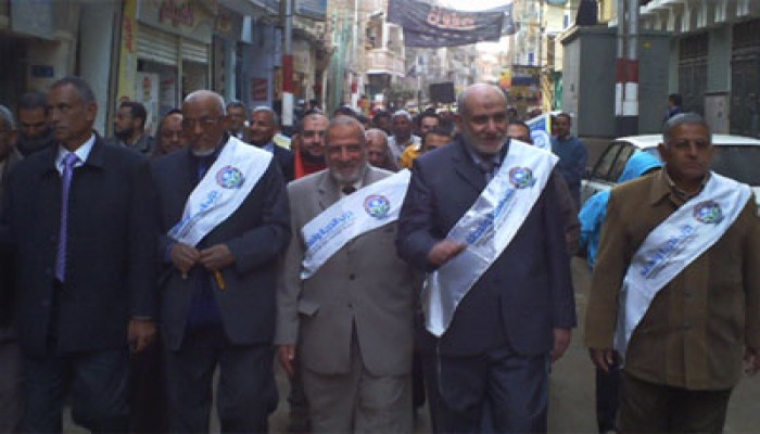 مسيرة حاشدة لمرشح الحرية والعدالة للشورى ببني مزار