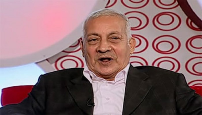 وفاة الكاتب الساخر جلال عامر