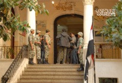 ضباط الجيش بالمعادي يدعون المواطنين للتصويت