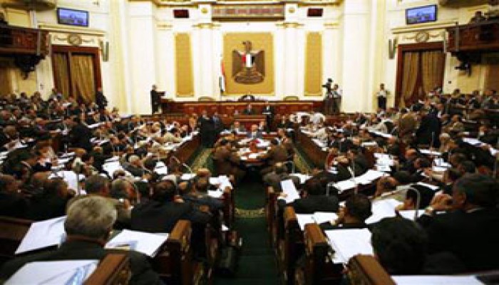لجنة الثقافة والإعلام بالبرلمان تدرس إعادة هيكلة الصحف القومية
