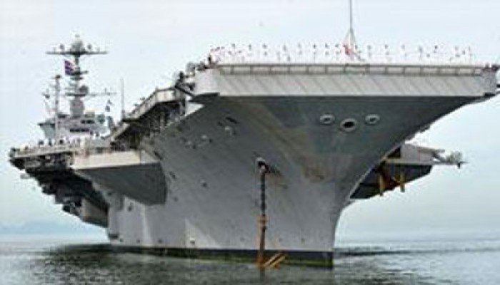 حاملة طائرات أمريكية تتحدى إيران وتدخل مضيق هرمز