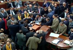 بدء إجراءات انتخاب رئيس برلمان الثورة