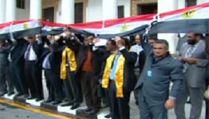 مطالب الثورة على علم مصر أمام مجلس الشعب