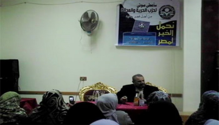 جولة ومؤتمر لعلي فتح الباب بـ"حدائق حلوان"