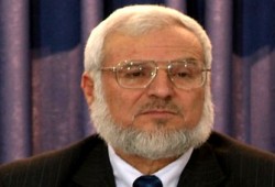 الاحتلال يـعيد اختطاف د. عزيز دويك وحماس تحذر من المساس به