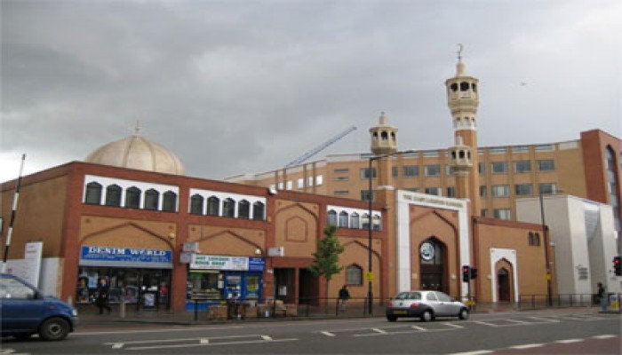 رابطة عنصرية ببريطانيا تهاجم المسلمين