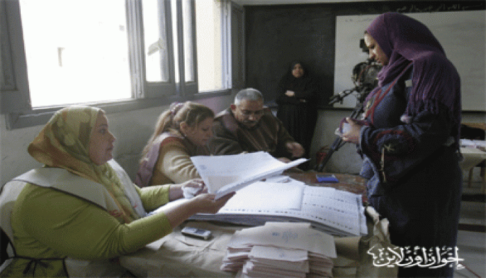 الأمطار تصيب انتخابات الإسكندرية بالشلل