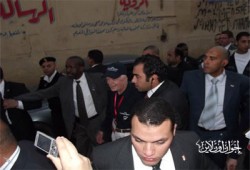 جيمي كارتر يتفقد العملية الانتخابية بالساحل