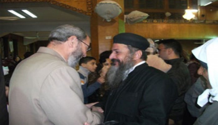 النائب الشيخ أحمدي قاسم يزور كنائس الفيوم