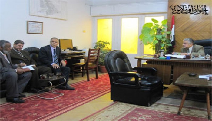 نواب "الحرية والعدالة" يبحثون حل أزمة القمامة والإنارة بدمياط