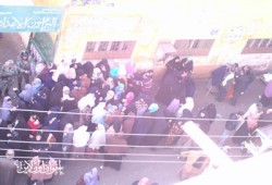 سيدة تضع طفلتها الأولى داخل لجنة بالدقهلية