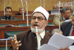 ناخبات طنطا يستقبلن الشيخ عسكر بالزغاريد